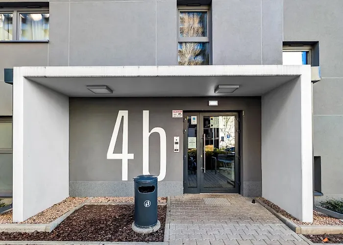 Magnolia Bloom By Bookinghost